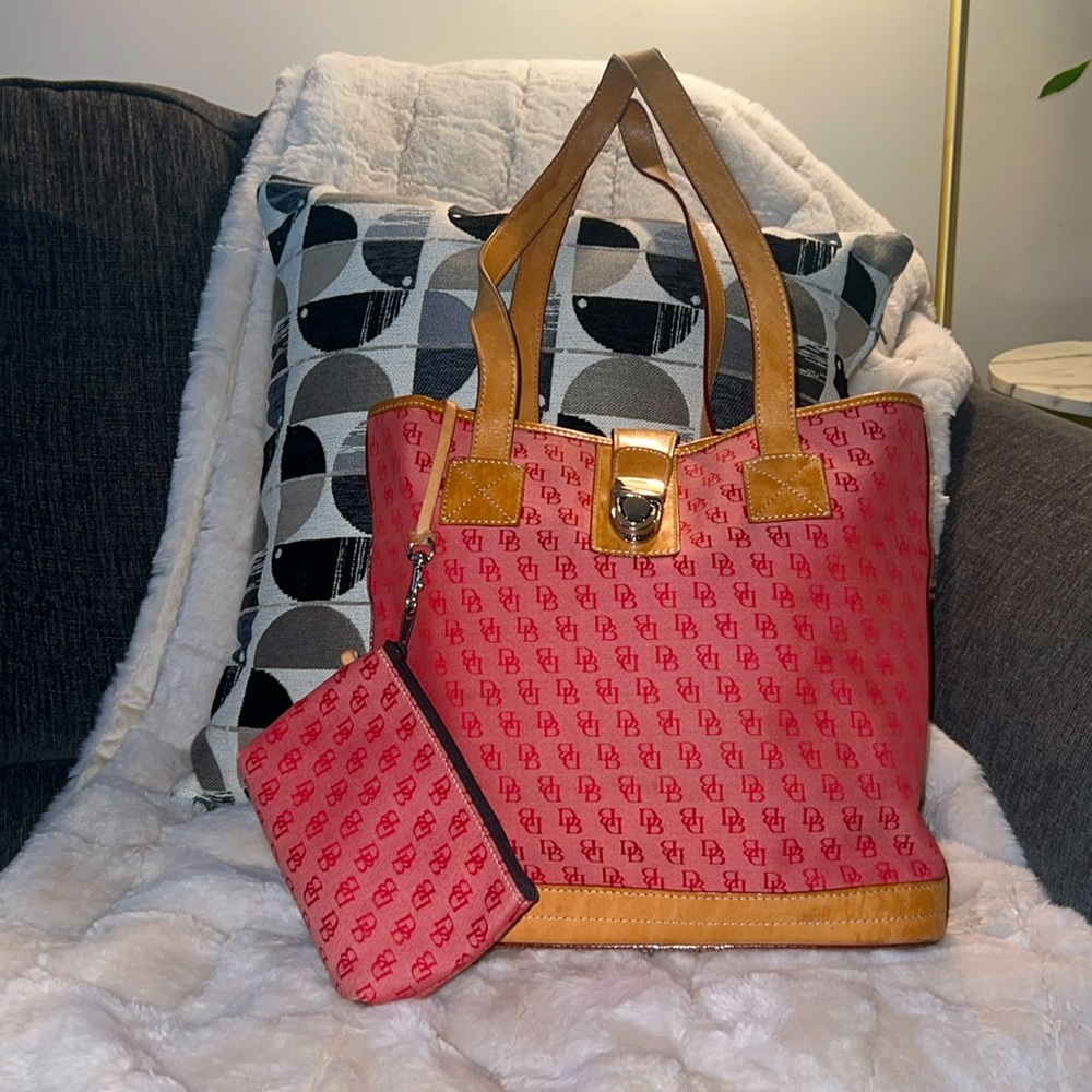 Tote bag
